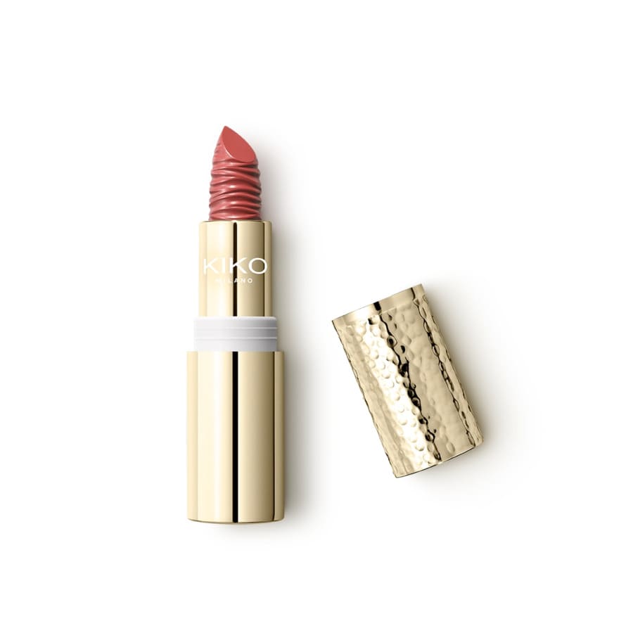 SUMMER 24:_SUNSET SHINE LIPSTICK 01 - 90000539_KC000000888005B_05 Dreamy Coral_KC000000888005B_05_03